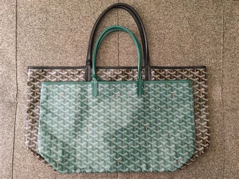 goyard tote bag size comparison|goyard pm vs gm.